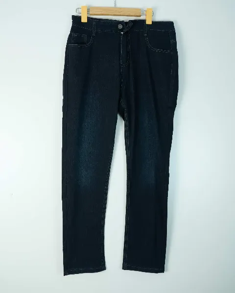 Quần bò jeans dài 932 xanh size 31 . AL17