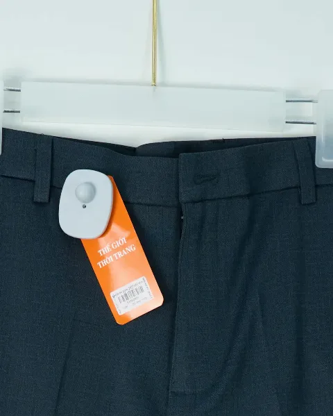 Quần âu nam 2605 ghi size 32 . AL21