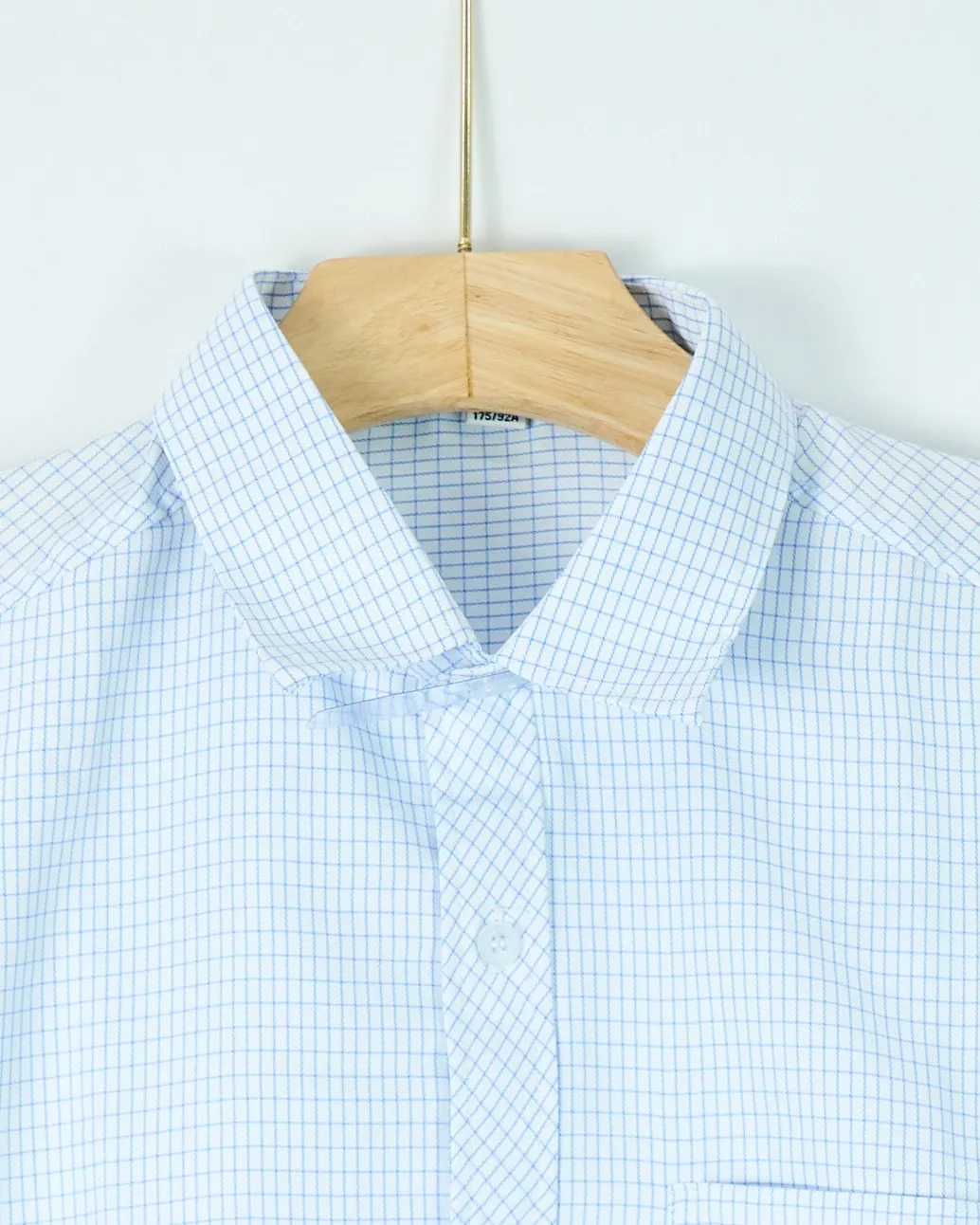 Áo sơ mi cộc 2601 xanh size L . AL19