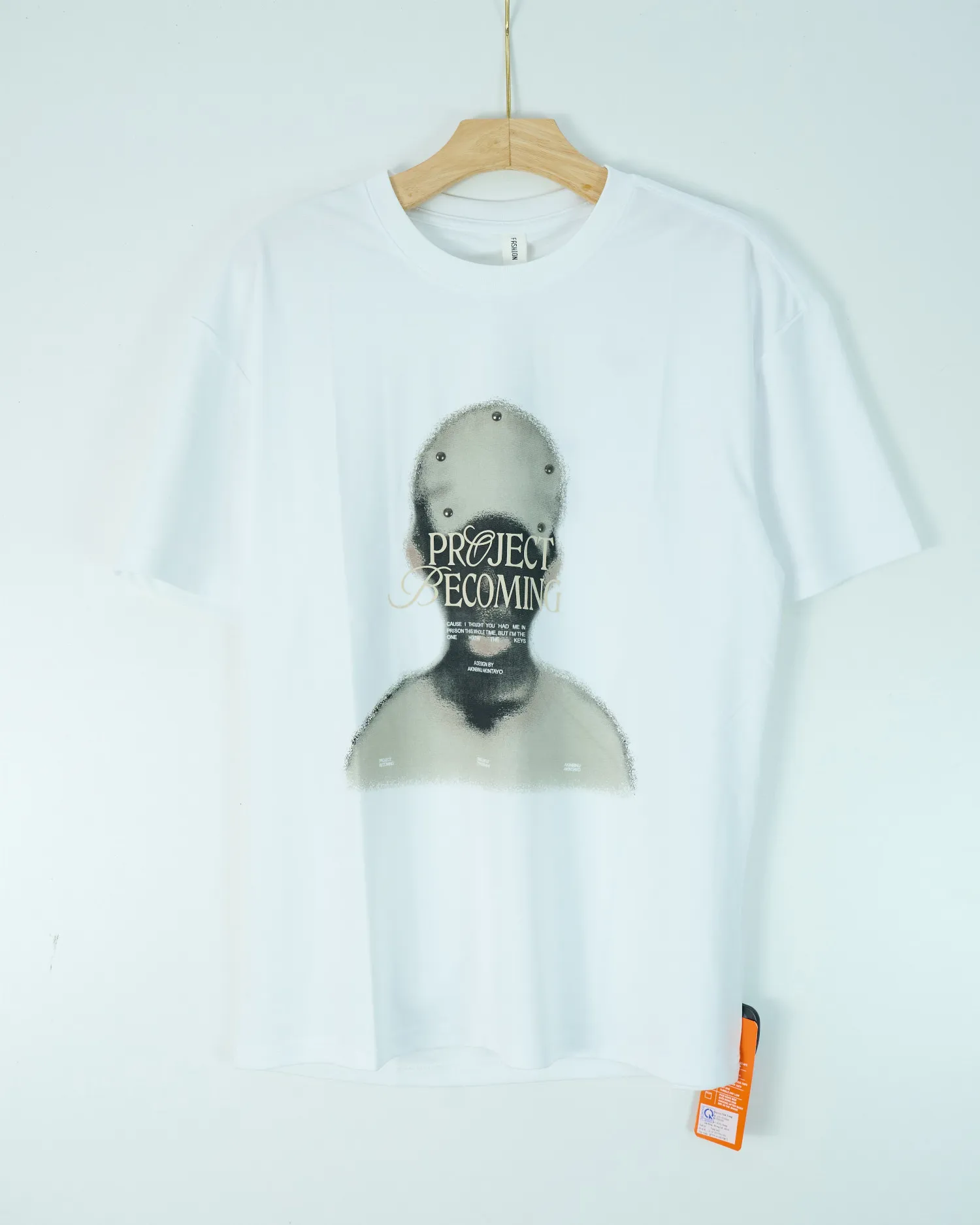 Áo phông cổ tròn 82830 nâu size F. AL13