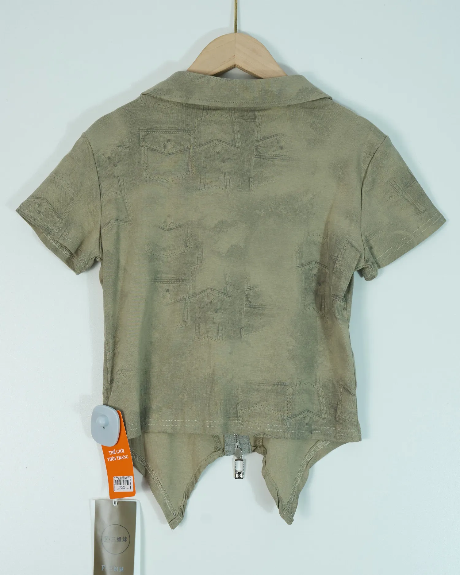 Áo phông nữ cổ bẻ zip 68193 rêu H05.2026.1