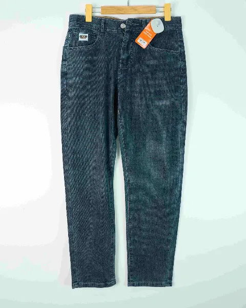 Quần bò nam dài 8138 xanh size 32 . AL16 CC