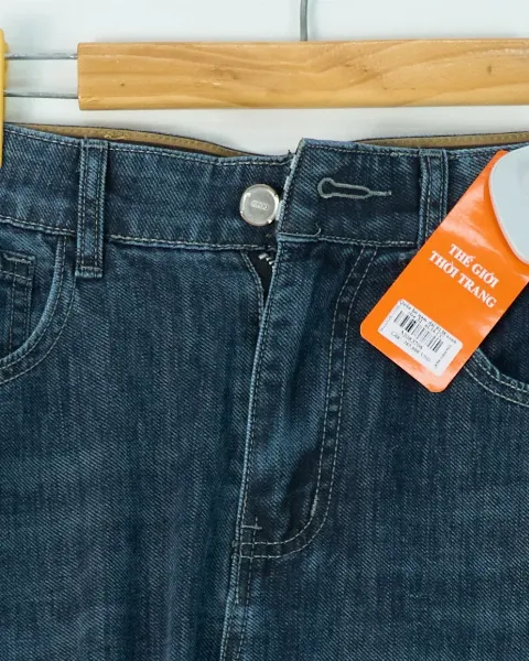 Quần bò nam dài 8138 xanh size 32 . AL16 CC