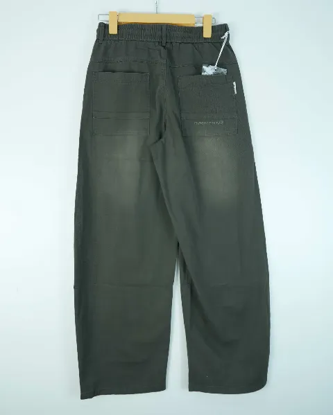 Quần dài nam 8819 nâu size 31 . AL16 CC