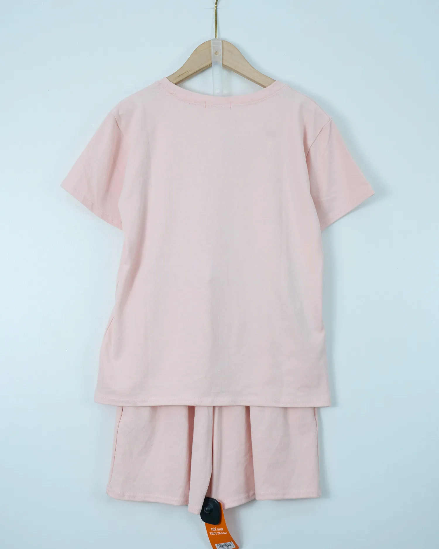 https://sieuthithanhdo.vn/images/products/thoi_trang/anhthoitranggoss/2026/nam2026online/thang5/13-5/Q072283/original/Q072283_3.webp