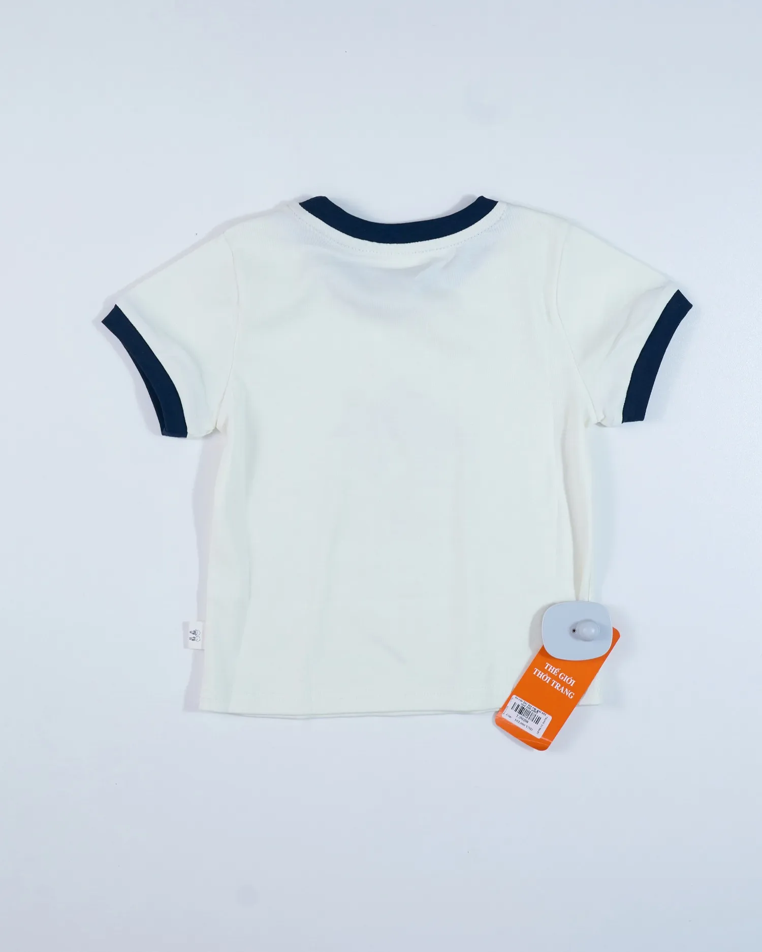 https://sieuthithanhdo.vn/images/products/thoi_trang/anhthoitranggoss/2026/nam2026online/thang5/4-5/T250208/original/T250208_3.webp