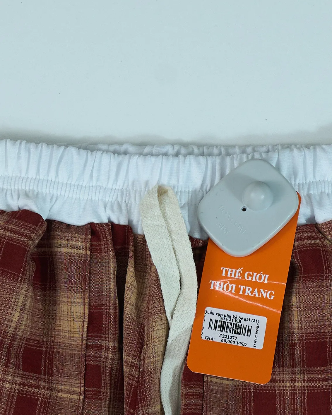 Quần cạp pha kẻ bé gái (21) size 23 KB