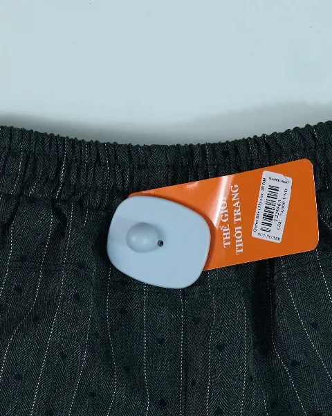 Quần BG (33) size 30 BH