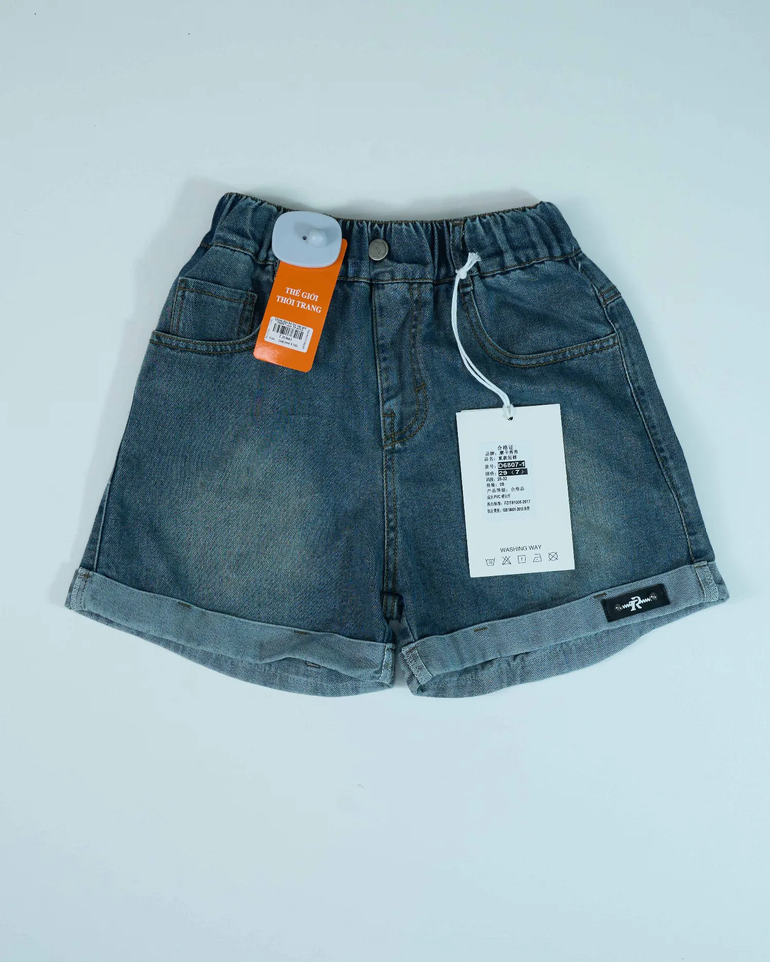 Quần đùi bò trẻ em gái D6807 size 36 AS12