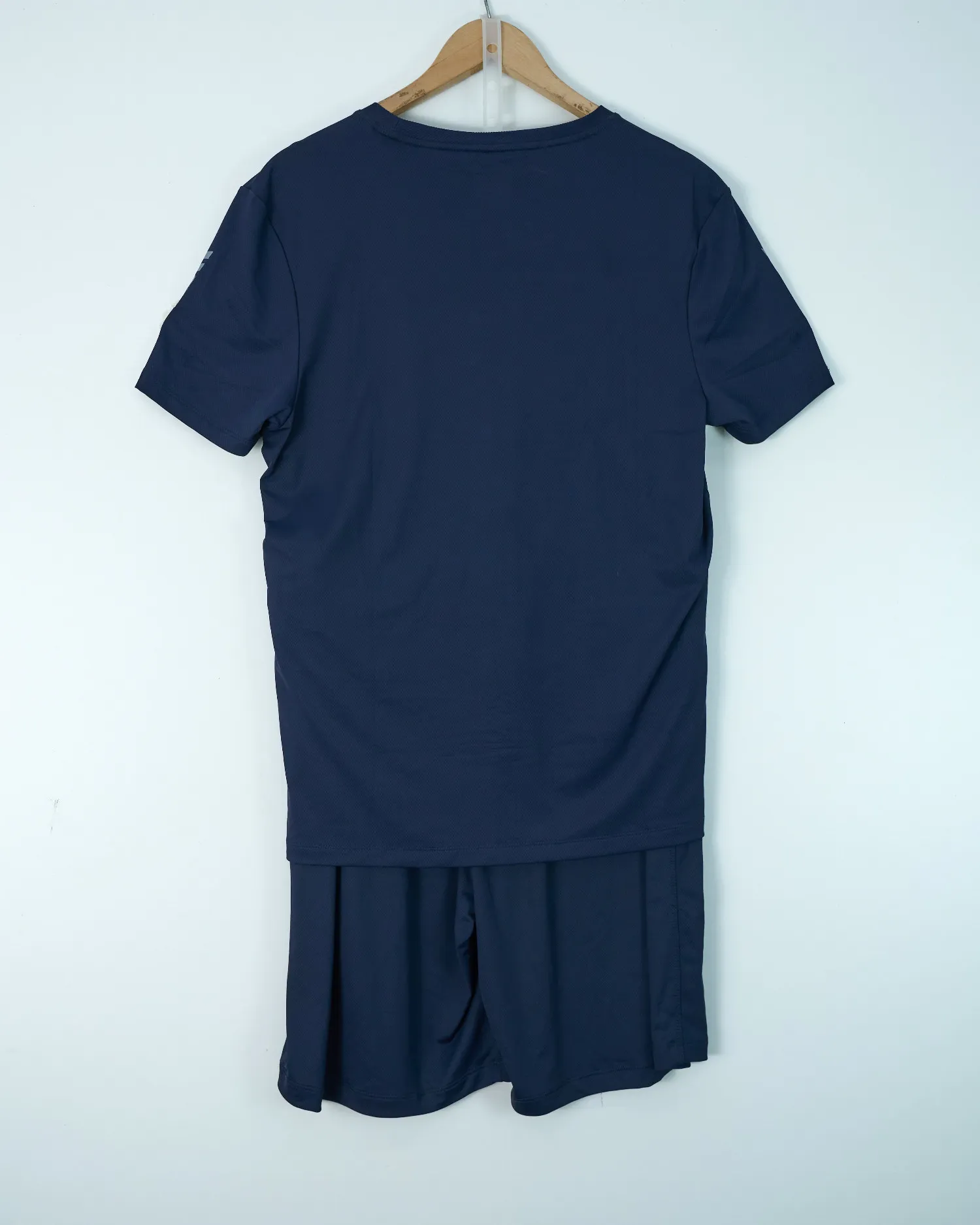 https://sieuthithanhdo.vn/images/products/thoi_trang/anhthoitranggoss/2026/nam2026online/thang5/7-5/Q057059/original/Q057059_3.webp
