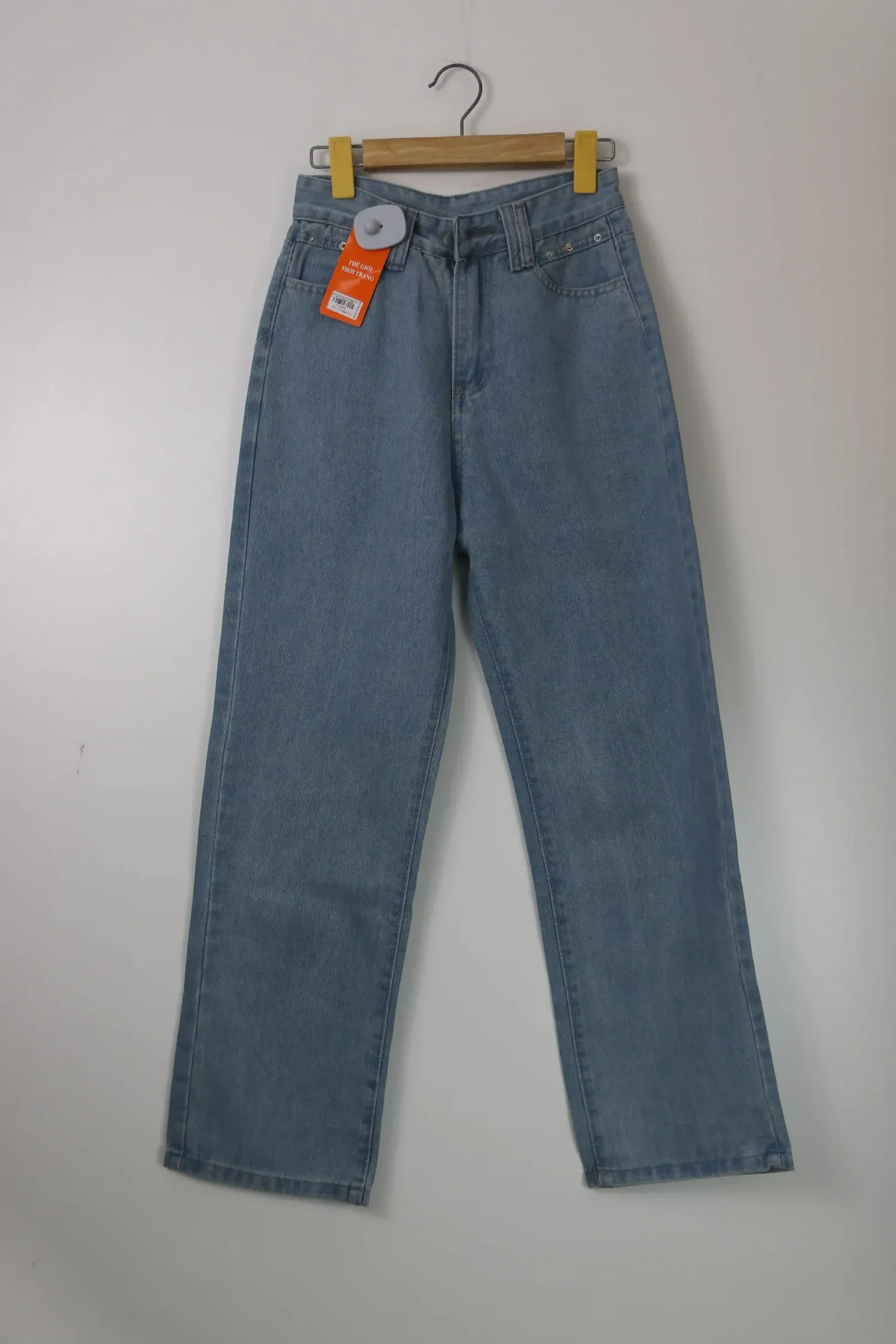 Quần Jeans nữ xuông KG 8137.1 Bạc XL  AS11