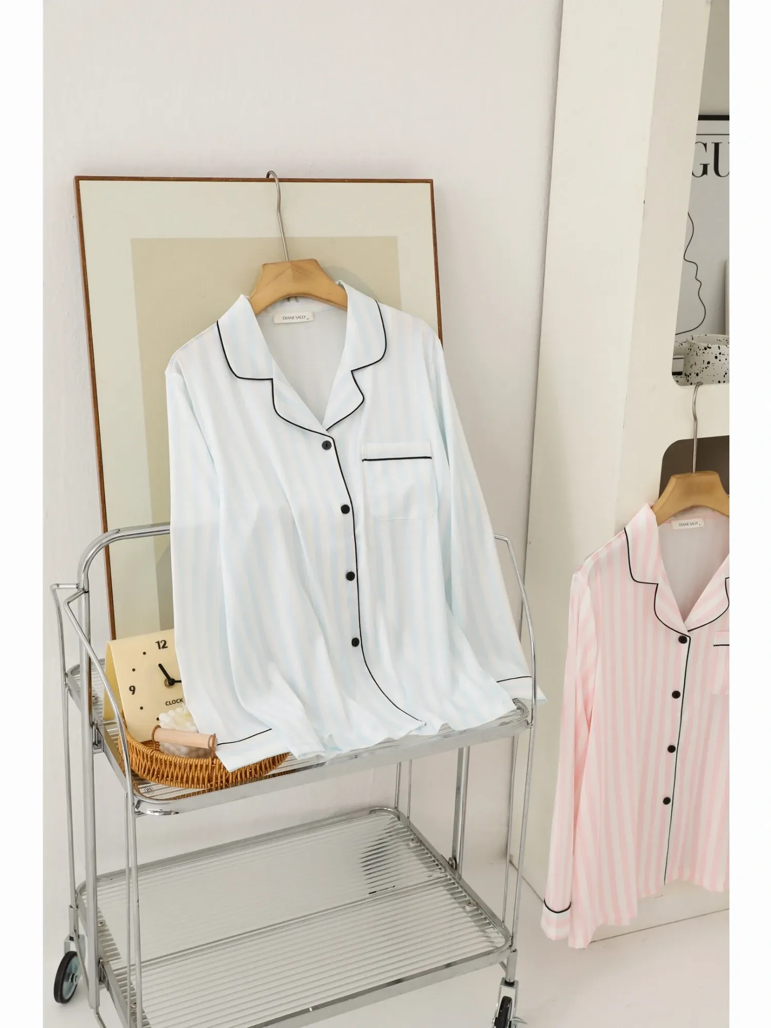 https://sieuthithanhdo.vn/images/products/thoi_trang/anhthoitranggoss/thu%20đông/C%20Trang%20quần/18%20(%205%20mã%20chưa%20có%20ảnh%20)/Q074061/original/Q074061_5.webp