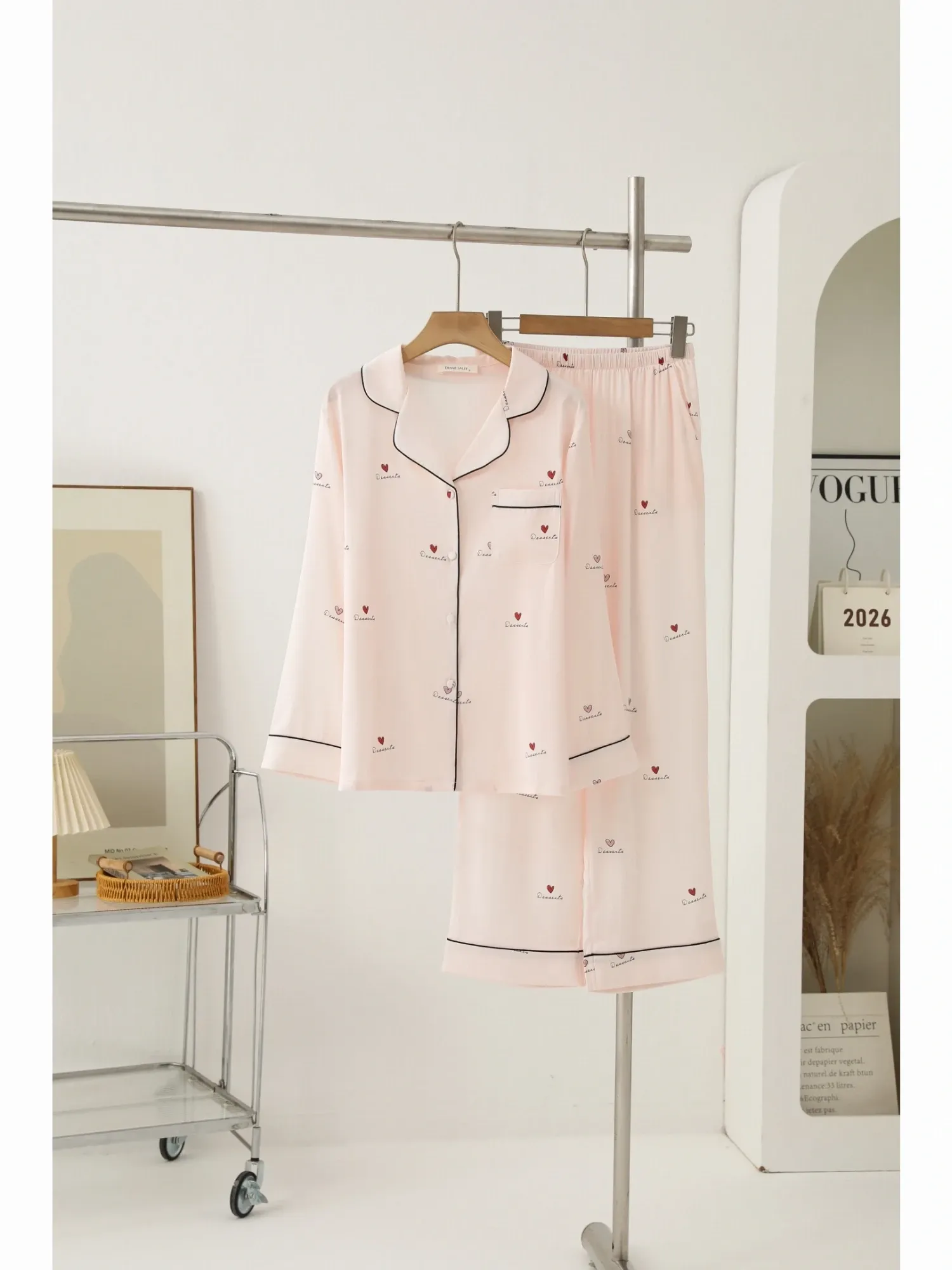 https://sieuthithanhdo.vn/images/products/thoi_trang/anhthoitranggoss/thu%20đông/C%20Trang%20quần/18%20(%205%20mã%20chưa%20có%20ảnh%20)/Q074069/original/Q074069_3.webp