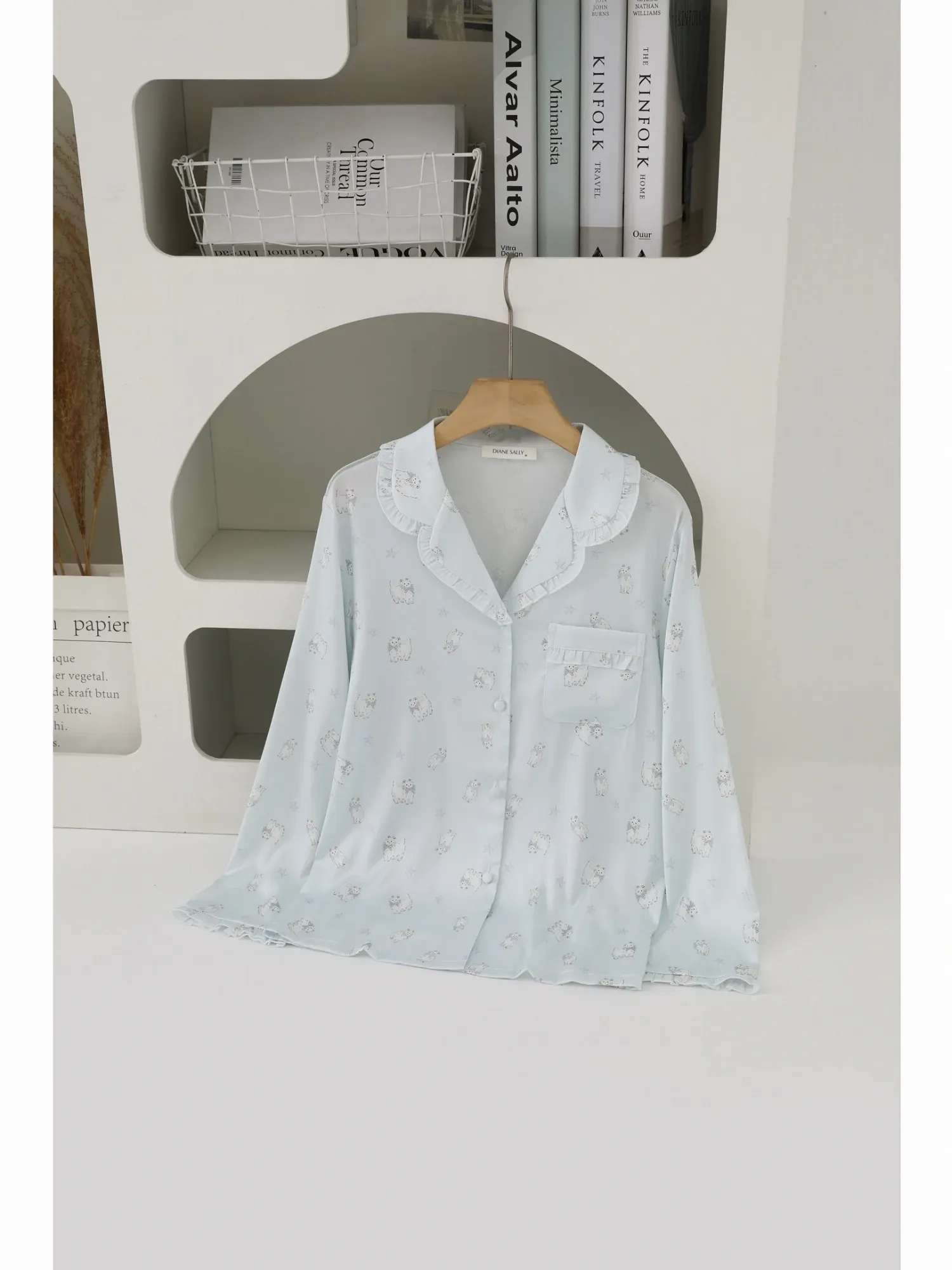 https://sieuthithanhdo.vn/images/products/thoi_trang/anhthoitranggoss/thu%20đông/C%20Trang%20quần/18%20(%205%20mã%20chưa%20có%20ảnh%20)/Q074088/original/Q074088_6.webp