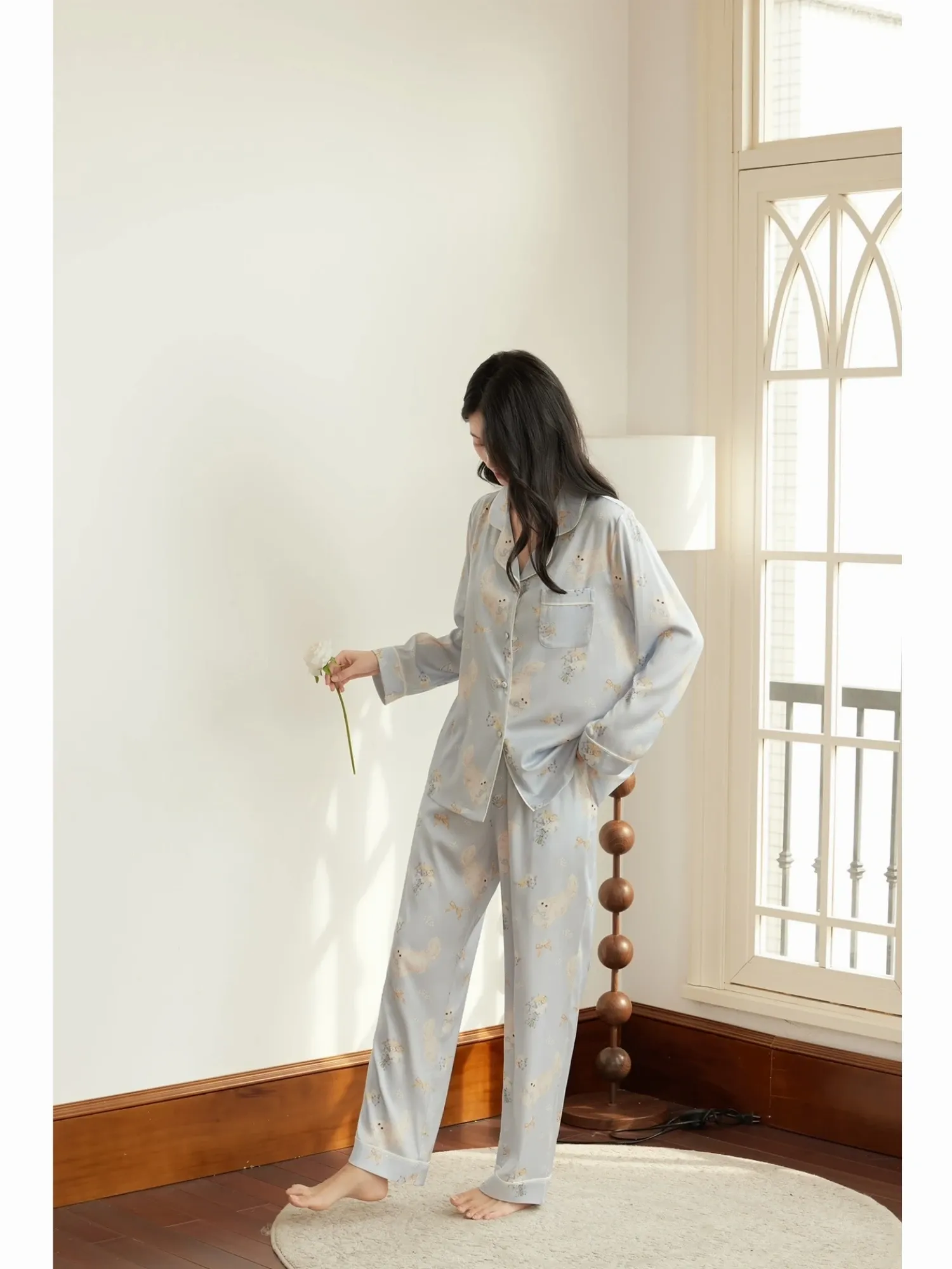 https://sieuthithanhdo.vn/images/products/thoi_trang/anhthoitranggoss/thu%20đông/C%20Trang%20quần/18%20(%205%20mã%20chưa%20có%20ảnh%20)/Q074091/original/Q074091_12.webp