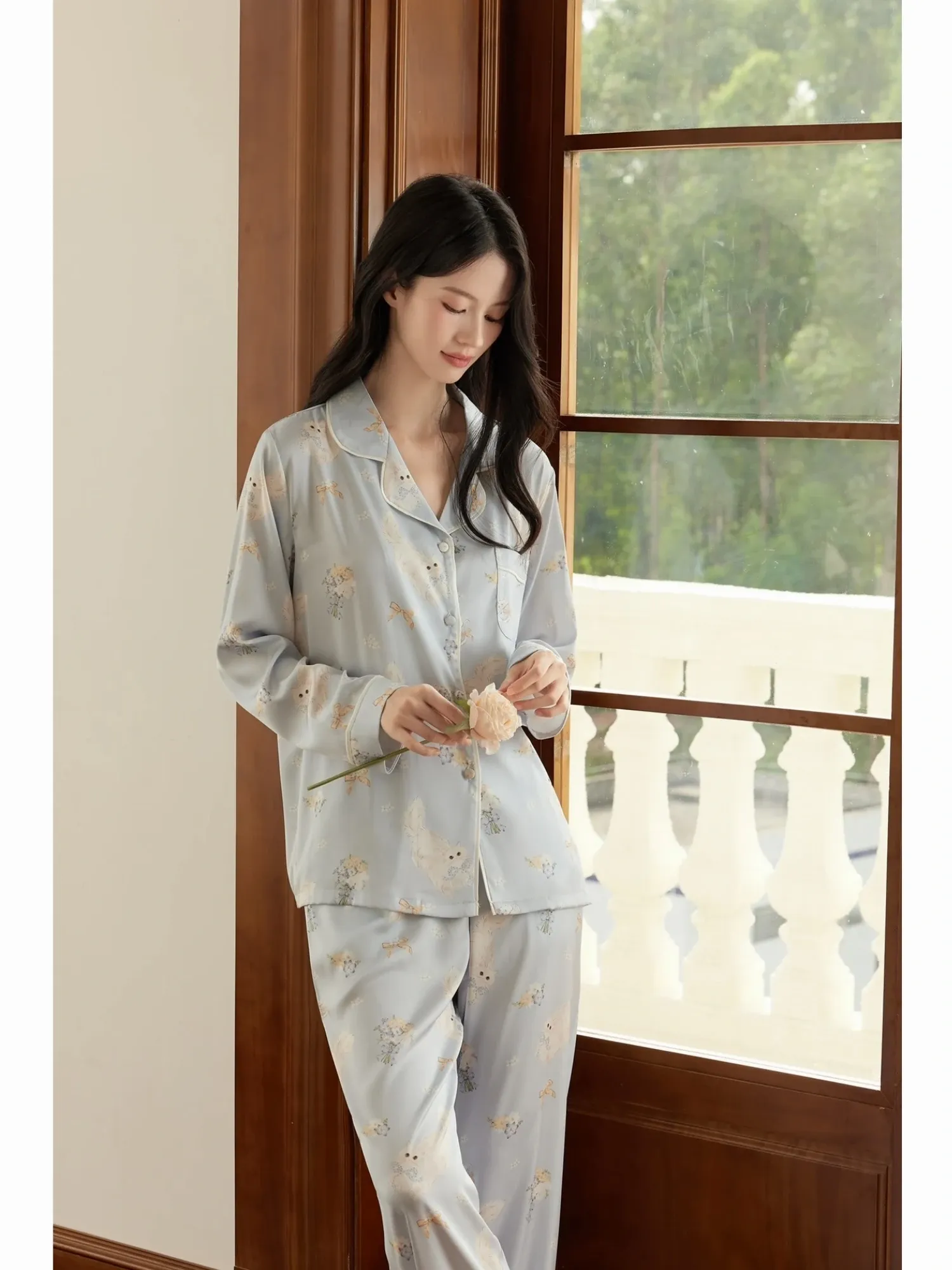 https://sieuthithanhdo.vn/images/products/thoi_trang/anhthoitranggoss/thu%20đông/C%20Trang%20quần/18%20(%205%20mã%20chưa%20có%20ảnh%20)/Q074091/original/Q074091_14.webp