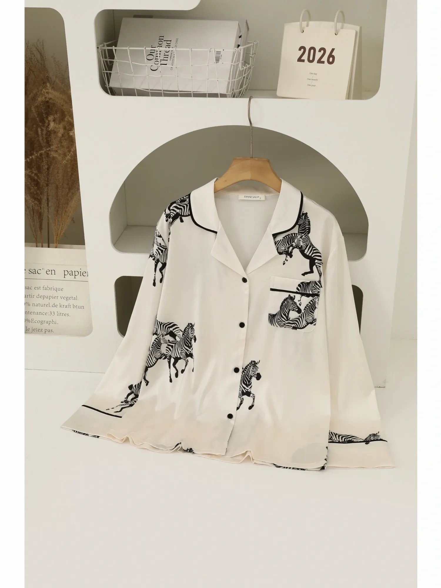 https://sieuthithanhdo.vn/images/products/thoi_trang/anhthoitranggoss/thu%20đông/C%20Trang%20quần/18%20(%205%20mã%20chưa%20có%20ảnh%20)/Q074101/original/Q074101_13.webp