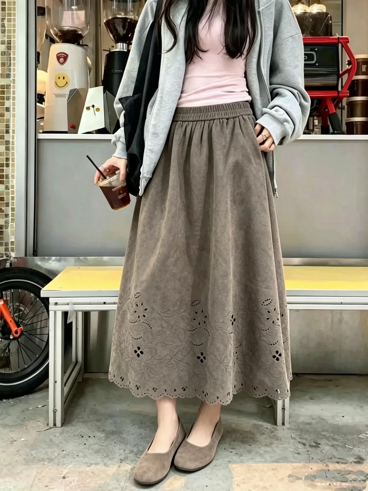 https://sieuthithanhdo.vn/images/products/thoi_trang/anhthoitranggoss/thu%20đông/C%20Trang%20quần/7/N165011/original/N165011_3.webp