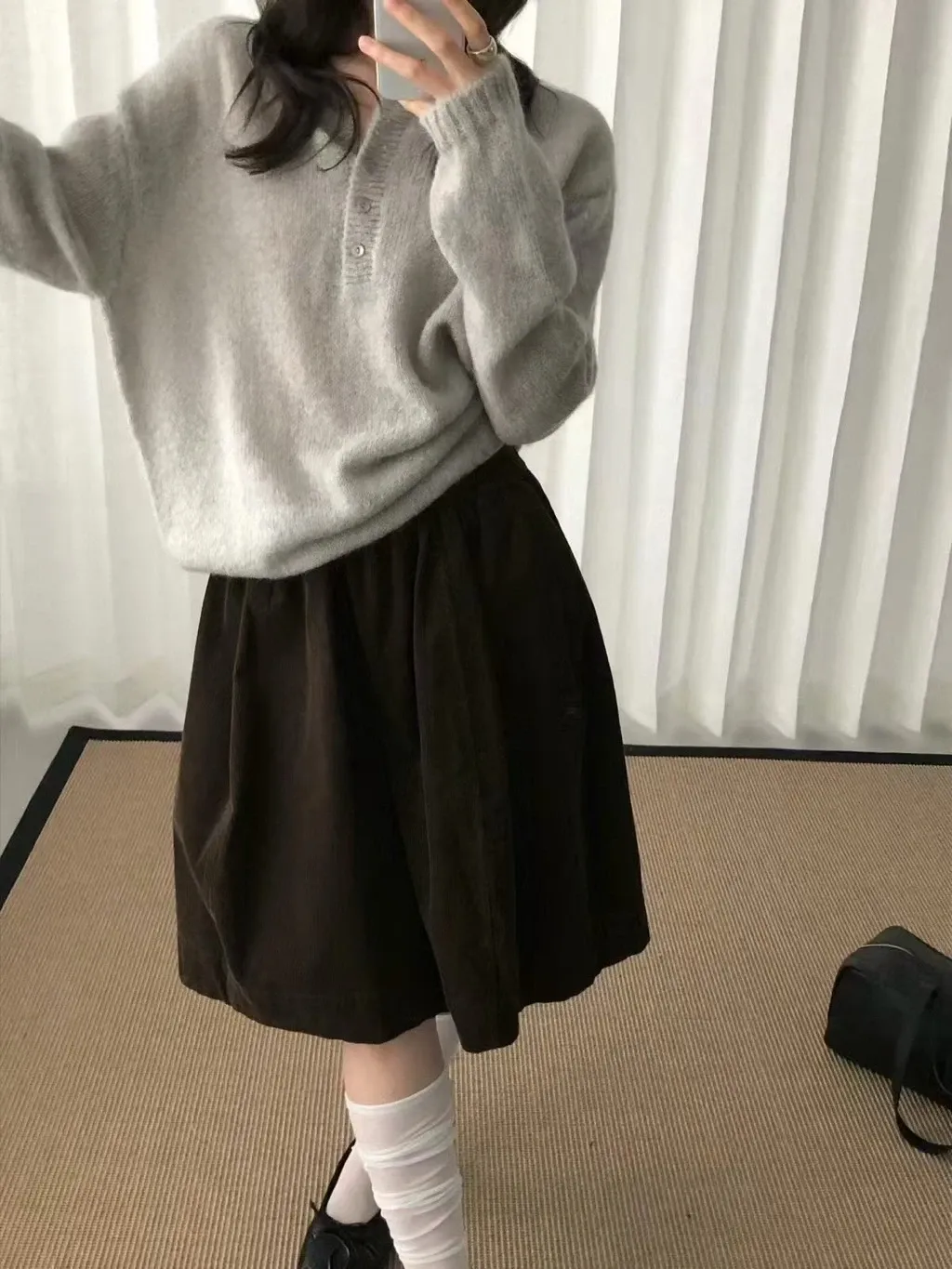 https://sieuthithanhdo.vn/images/products/thoi_trang/anhthoitranggoss/thu%20đông/C%20Trang%20quần/7/N165028/original/N165028_7.webp