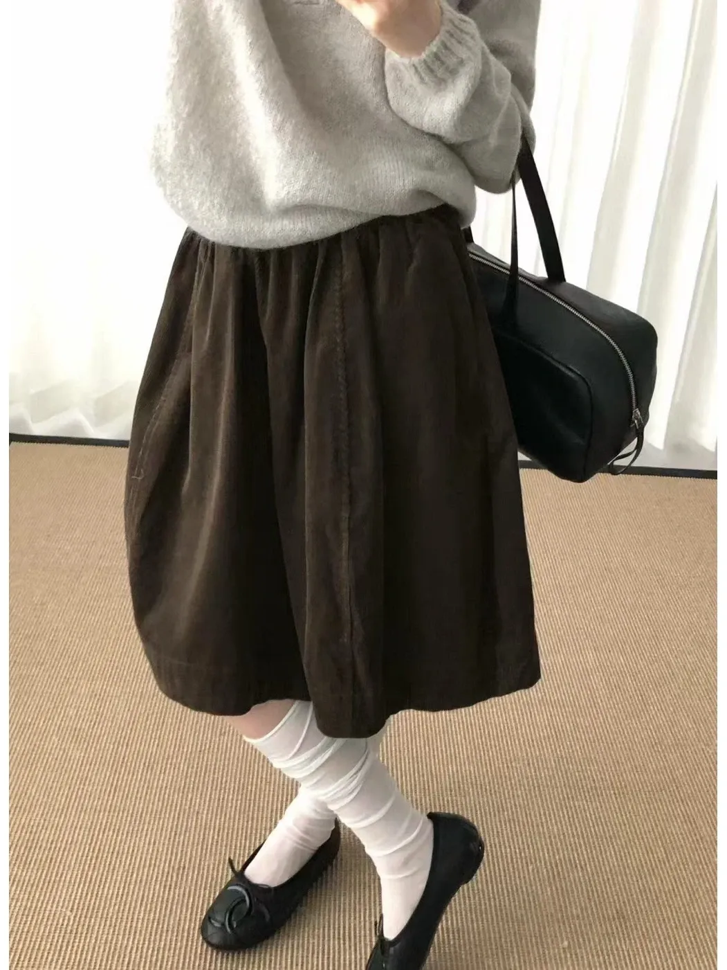 https://sieuthithanhdo.vn/images/products/thoi_trang/anhthoitranggoss/thu%20đông/C%20Trang%20quần/7/N165028/original/N165028_8.webp