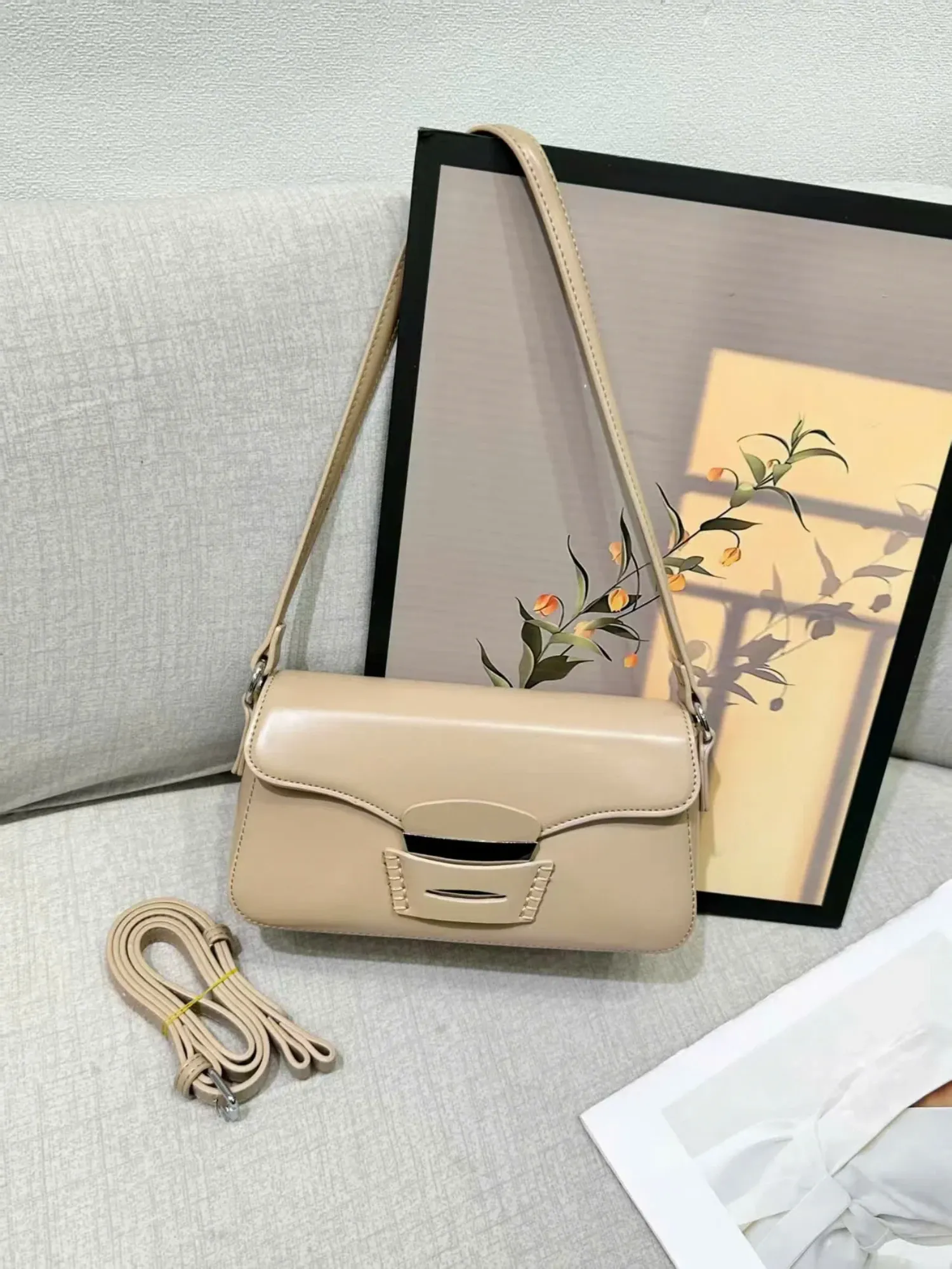 Túi xách tay da kn teen nhỏ 818713 vàng cam 15T8 26CC