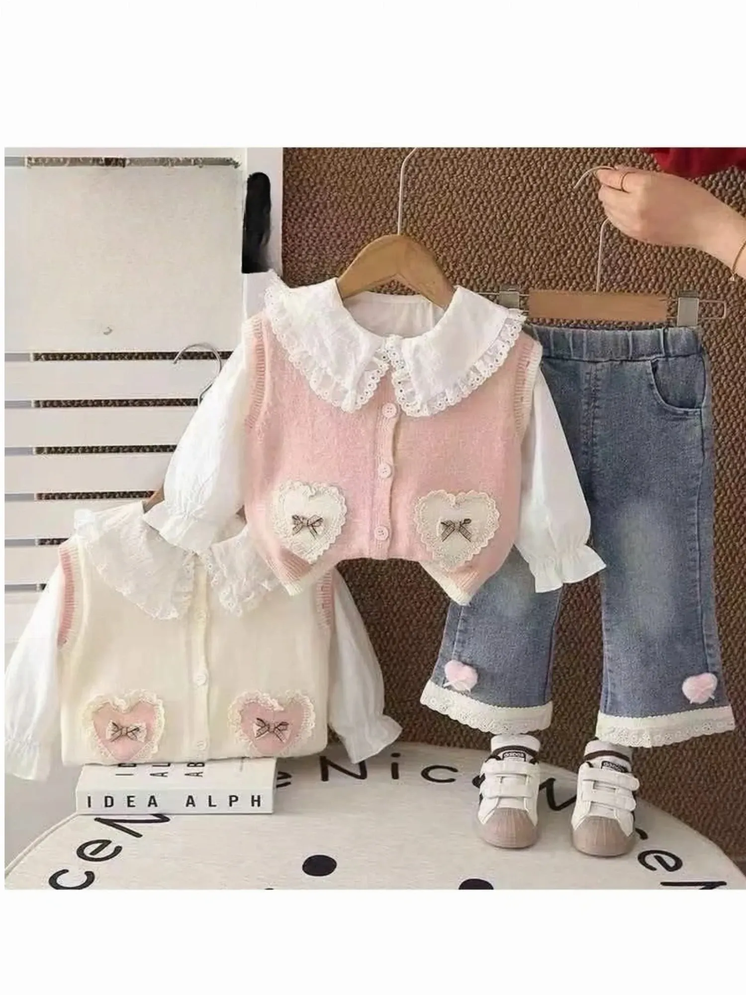 Áo gile len trẻ em 7703  size 130.D05