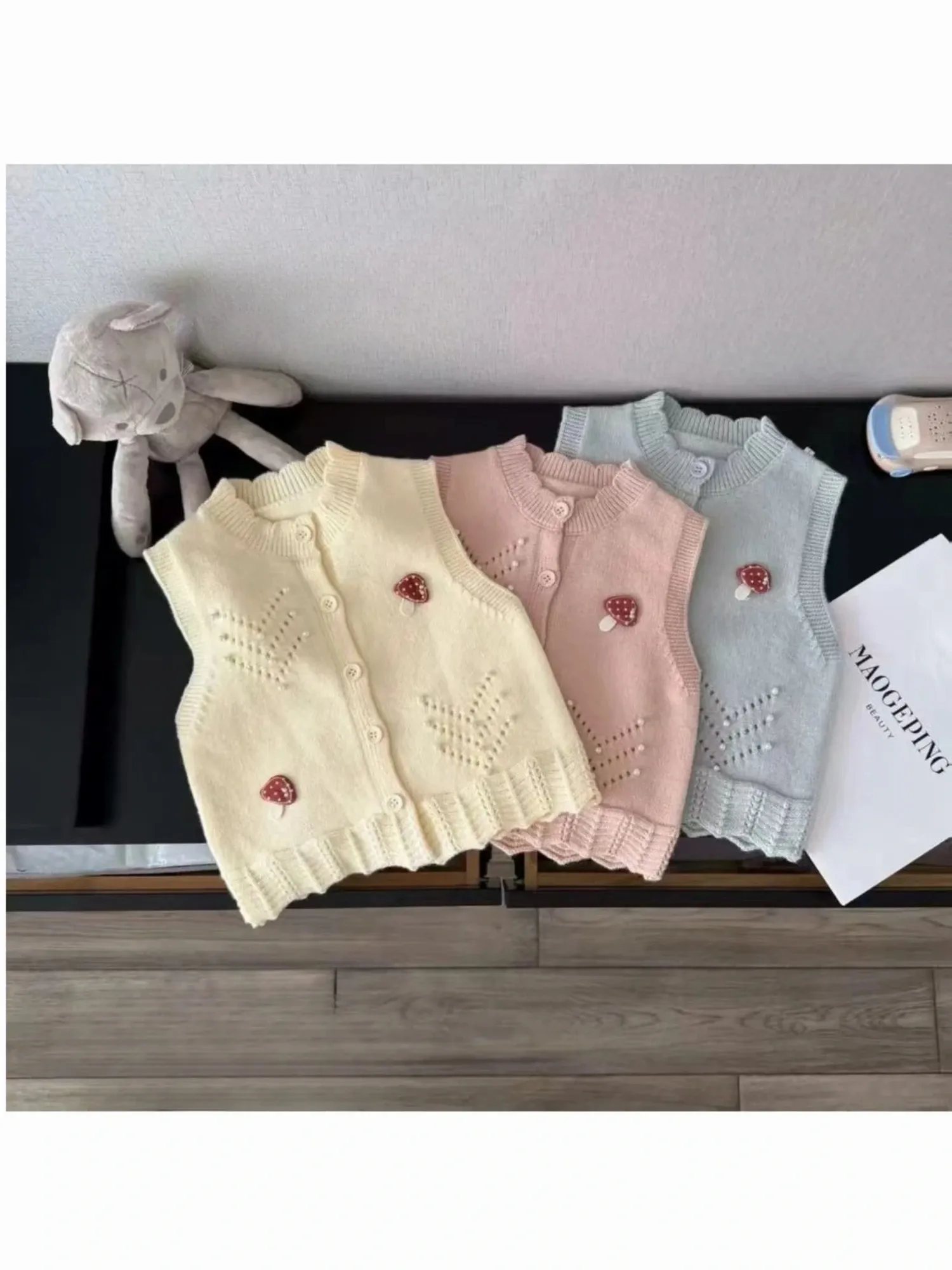 Áo gile len trẻ em A2607  size 120.D05