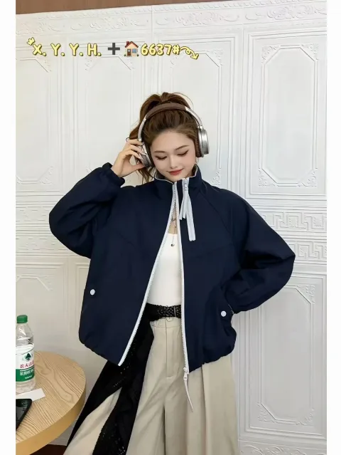Áo khoác gió dài tay nữ 6637 kem 15.2026D1
