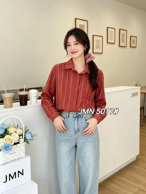 Áo sơ mi dài tay nữ kẻ 5017 xanh 25.2026D1