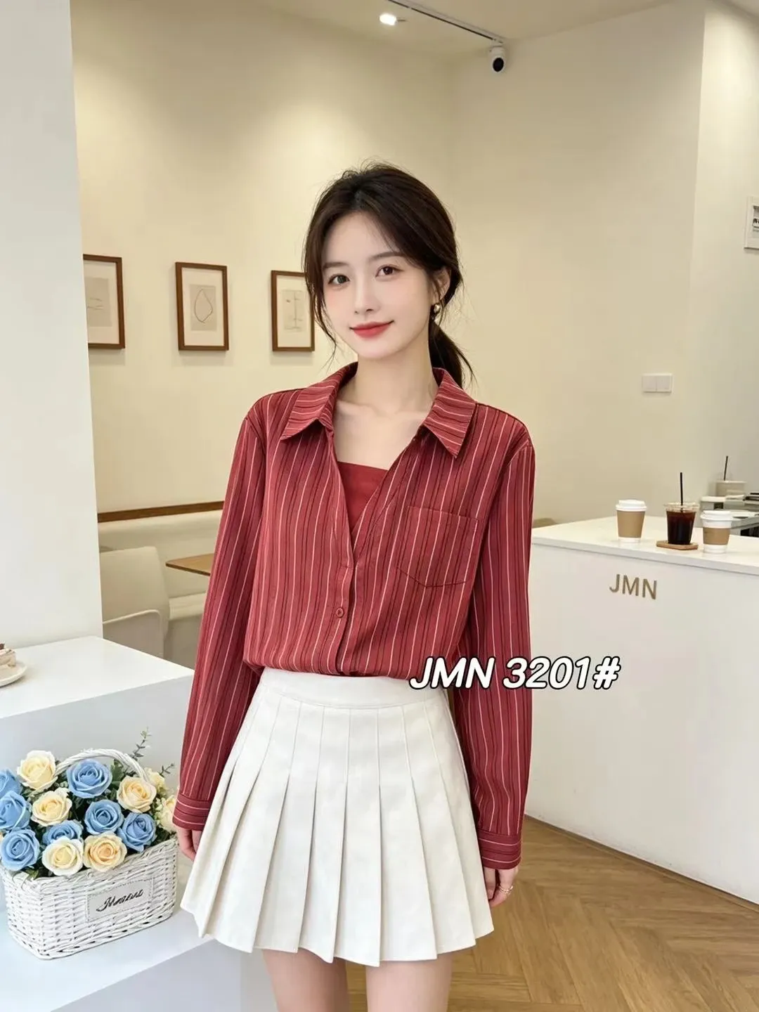 https://sieuthithanhdo.vn/images/products/thoi_trang/anhthoitranggoss/thu%20đông/c%20Thơm/THOM%2025%20(4%20mã%20chưa%20ảnh)/P299538/original/P299538_2.webp